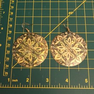 Green floral disc earrings